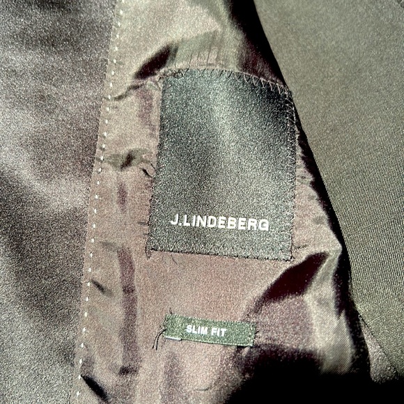 NWOT- J. LINDEBERG Black Tux - - Picture 5 of 16